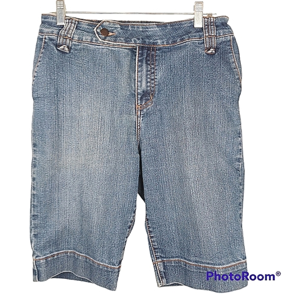 ZENA JEANS Jeans Shorts Size 8 Stretch High Waist Longer Leg